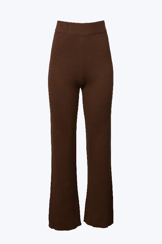 Ribbed-Knit Straight-Leg Pants In Brown